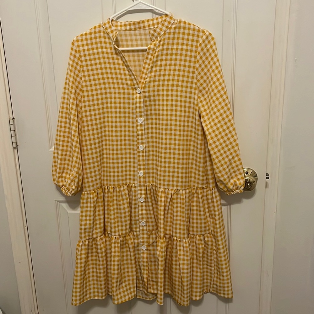Yellow dress